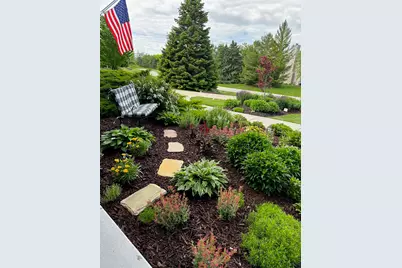 W292N3296  Summerhill Rd, Delafield, WI 53072 - Photo 55