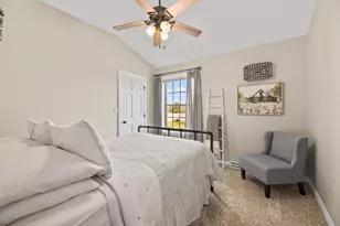 W292N3296 Summerhill Rd, Delafield, WI 53072 - Photo 37