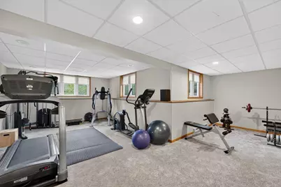 8910 S River Edge Dr, Oak Creek, WI 53154 - Photo 17