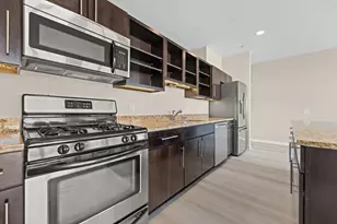 1902 N Commerce St, Milwaukee, WI 53212 - Photo 3
