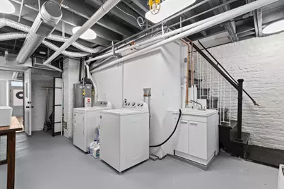 1850 N Arlington Pl, Milwaukee, WI 53202 - Photo 27