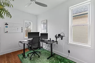 1850 N Arlington Pl, Milwaukee, WI 53202 - Photo 17