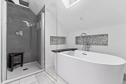 1850 N Arlington Pl, Milwaukee, WI 53202 - Photo 21