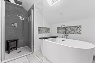 1850 N Arlington Pl, Milwaukee, WI 53202 - Photo 21