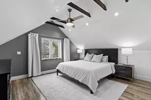 1850 N Arlington Pl, Milwaukee, WI 53202 - Photo 19