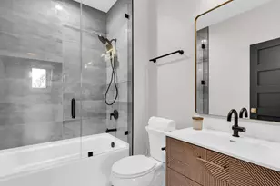 525 Maple St, Lake Geneva, WI 53147 - Photo 47