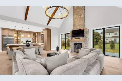 525  Maple St, Lake Geneva, WI 53147 - Photo 15