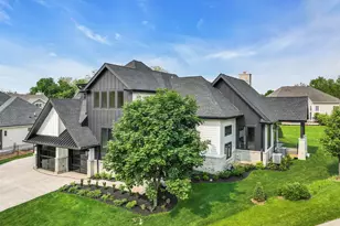 525 Maple St, Lake Geneva, WI 53147 - Photo 3