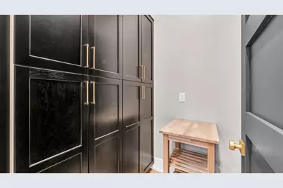 525  Maple St, Lake Geneva, WI 53147 - Photo 25