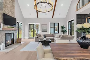 525 Maple St, Lake Geneva, WI 53147 - Photo 1