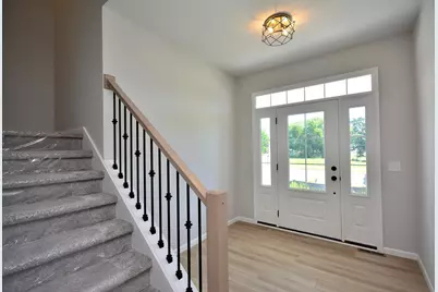 704  Winterberry Dr, Waukesha, WI 53188 - Photo 3