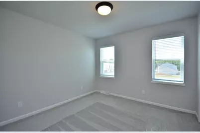 704  Winterberry Dr, Waukesha, WI 53188 - Photo 19