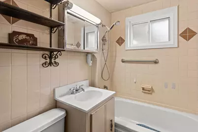 W6709  Lake Shore Circle Cir, Sugar Creek, WI 53121 - Photo 25