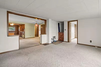 W6709  Lake Shore Circle Cir, Sugar Creek, WI 53121 - Photo 15