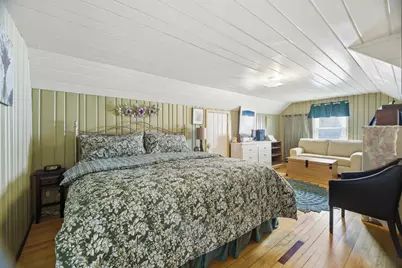 1925  Park Ave, New Holstein, WI 53061 - Photo 23