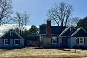 1925 Park Ave, New Holstein, WI 53061 - Photo 1