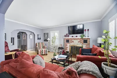 1925  Park Ave, New Holstein, WI 53061 - Photo 5