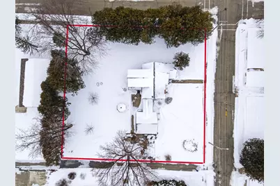 1925  Park Ave, New Holstein, WI 53061 - Photo 41