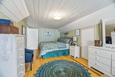 1925  Park Ave, New Holstein, WI 53061 - Photo 25