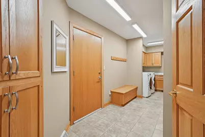 221  Crystal Dr, Hartland, WI 53029 - Photo 49