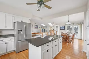 221 Crystal Dr, Hartland, WI 53029 - Photo 15