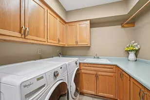 221 Crystal Dr, Hartland, WI 53029 - Photo 51