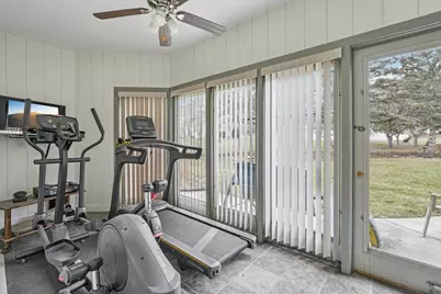221  Crystal Dr, Hartland, WI 53029 - Photo 55