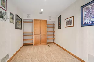 221 Crystal Dr, Hartland, WI 53029 - Photo 25