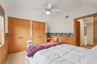 221  Crystal Dr, Hartland, WI 53029 - Photo 41