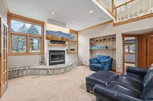 221 Crystal Dr, Hartland, WI 53029 - Photo 21