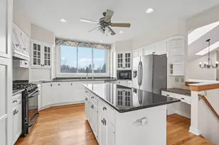 221 Crystal Dr, Hartland, WI 53029 - Photo 13