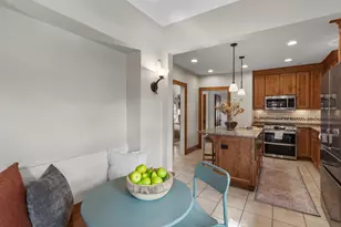 4685 N Woodburn St, Whitefish Bay, WI 53211 - Photo 21