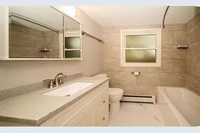 559  Gatewood Dr, Twin Lakes, WI 53181 - Photo 9