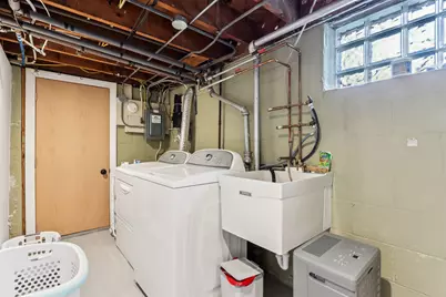 6463 N Garden Grove Ln, Glendale, WI 53209 - Photo 41