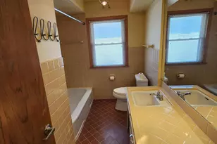 7313 Harwood Ave, Wauwatosa, WI 53213 - Photo 15