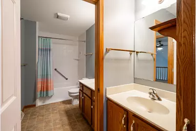 2412  Fox River Pkwy #G, Waukesha, WI 53189 - Photo 23