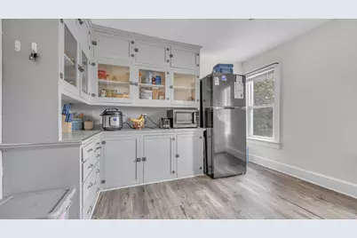 2417 S 8th St, Sheboygan, WI 53081 - Photo 17