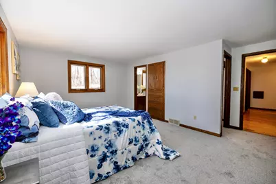 772  Brookwood Cir, Hobart, WI 54155 - Photo 19