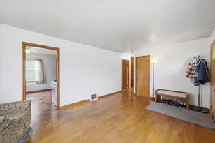 4380 N 51st Blvd, Milwaukee, WI 53216 - Photo 5