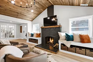 W145 Hilltop Rd, Bloomfield, WI 53128 - Photo 5