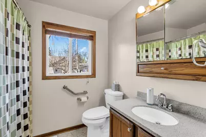 2420  Marshall Sq, Racine, WI 53139 - Photo 17