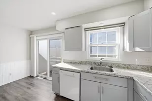 4273 W Cherrywood Ln, Brown Deer, WI 53209 - Photo 13