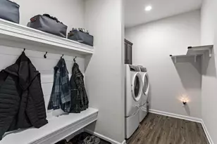 727 Belmont Dr, Watertown, WI 53094 - Photo 19