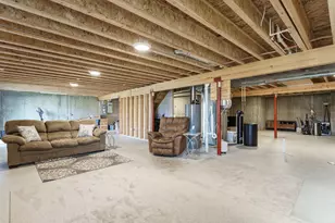 727 Belmont Dr, Watertown, WI 53094 - Photo 29