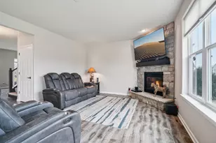 609 Westlawn Ave, Mukwonago, WI 53149 - Photo 13