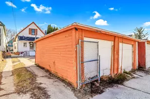 2123 S 14th St, Milwaukee, WI 53215 - Photo 23