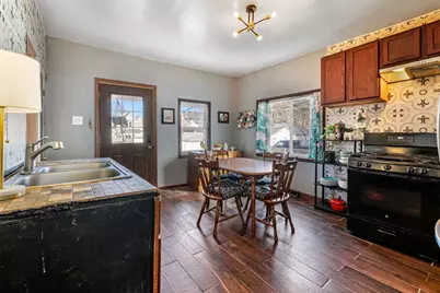 2123 S 14th St, Milwaukee, WI 53215 - Photo 13