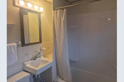 2201 S 30th St, La Crosse, WI 54601 - Photo 15