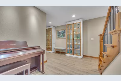 1515  Hummingbird Ln, Plymouth, WI 53073 - Photo 25