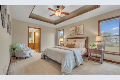 1515  Hummingbird Ln, Plymouth, WI 53073 - Photo 11